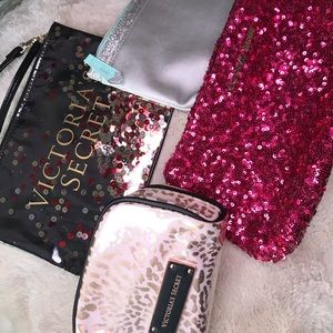 VICTORIA’S SECRET • BAGS